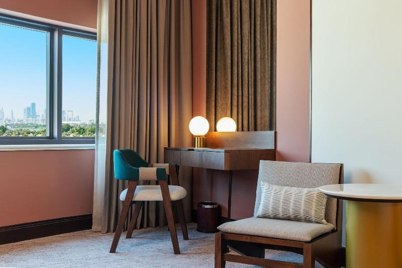 Majestic Cove Hotel - Oda