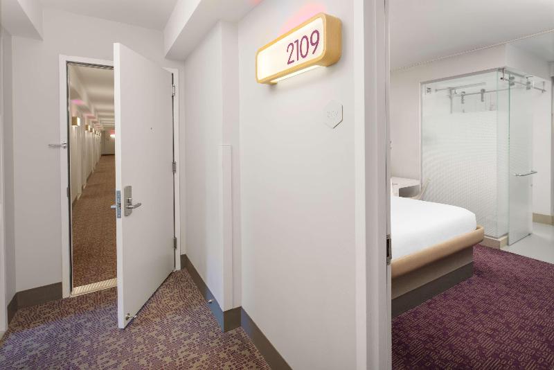 YOTEL New York Times Square - Oda