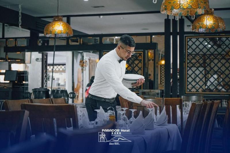 Parador - Restoran