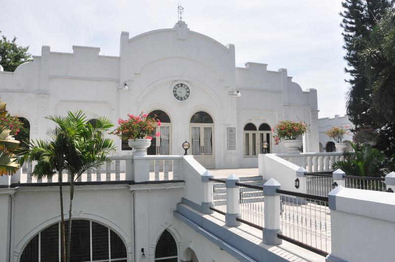 Hotel Majapahit Surabaya MGallery - Genel