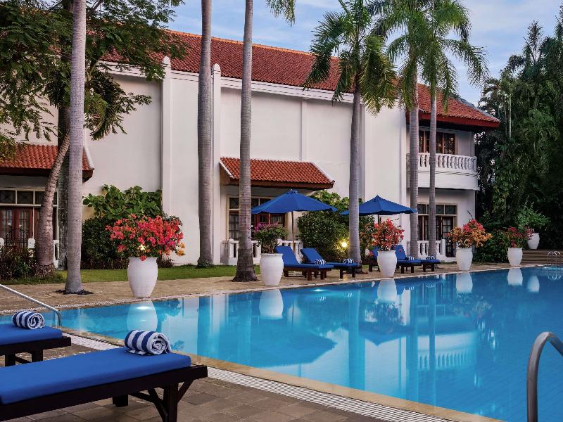 Hotel Majapahit Surabaya MGallery - Havuz