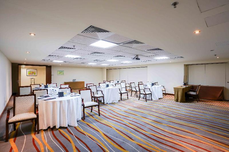 Grand Millennium Al Wahda - Toplantı