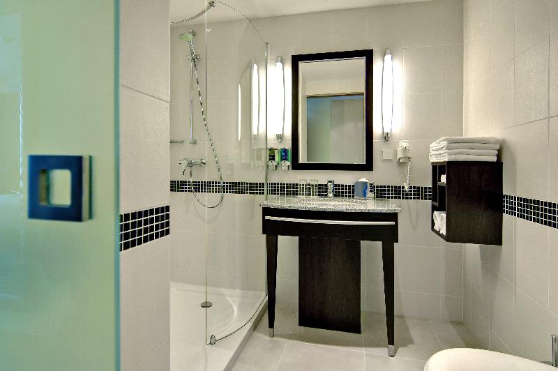 Hampton By Hilton Berlin City West - Oda