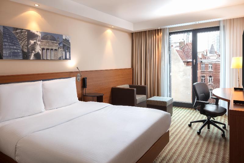 Hampton By Hilton Berlin City West - Oda