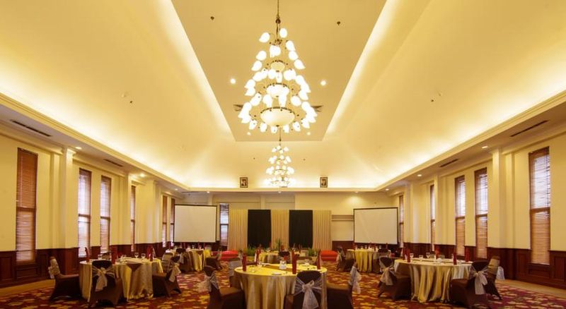 Arion Suites Hotel Bandung - Toplantı