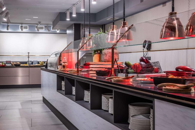 Radisson Blu Hotel Prague - Restoran