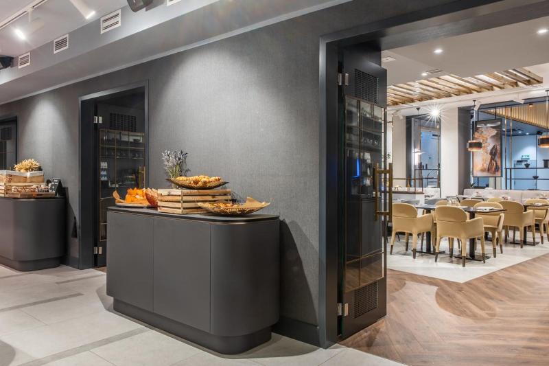 Radisson Blu Hotel Prague - Restoran