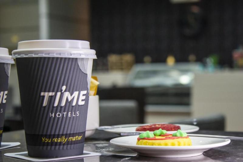 TIME Grand Plaza - Restoran
