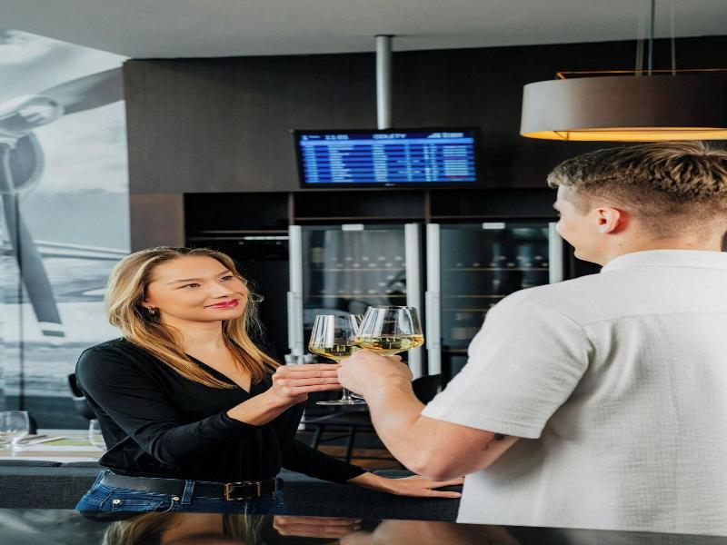 Courtyard Prague Airport - Bar