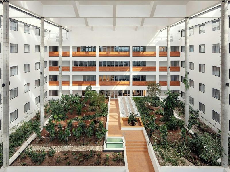 Courtyard Prague Airport - Genel