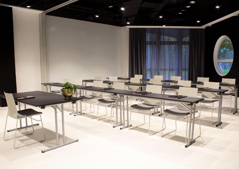 GINN Hotel Berlin Potsdam - Toplantı