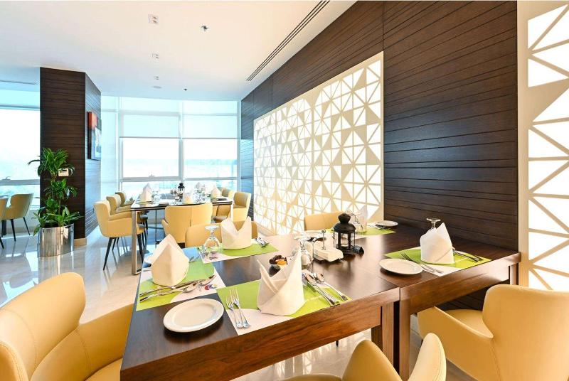 Ramada Encore Doha - Restoran