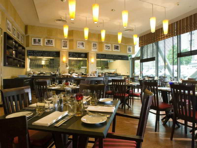 Courtyard Prague City fotoÄŸrafÄ±
