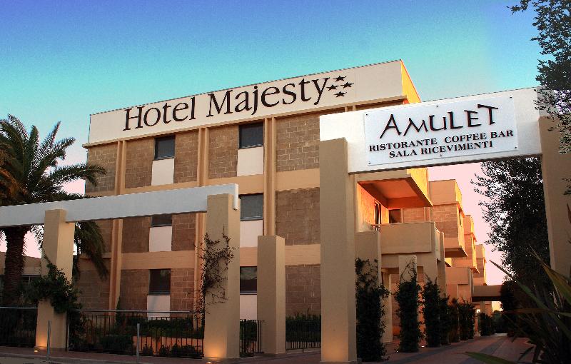Majesty Hotel - Genel