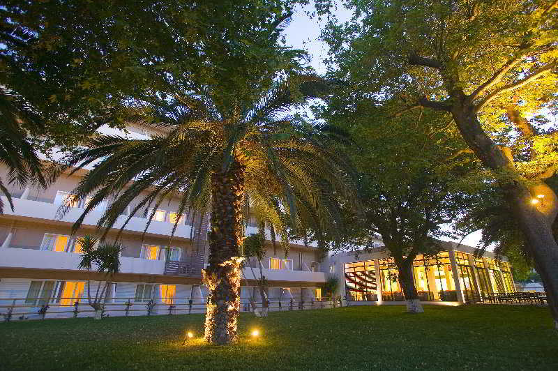 Long Beach Hotel & Resort