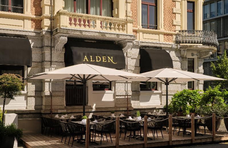 Hotel Alden Splügenschloss - Leonardo Ltd Edition - Teras