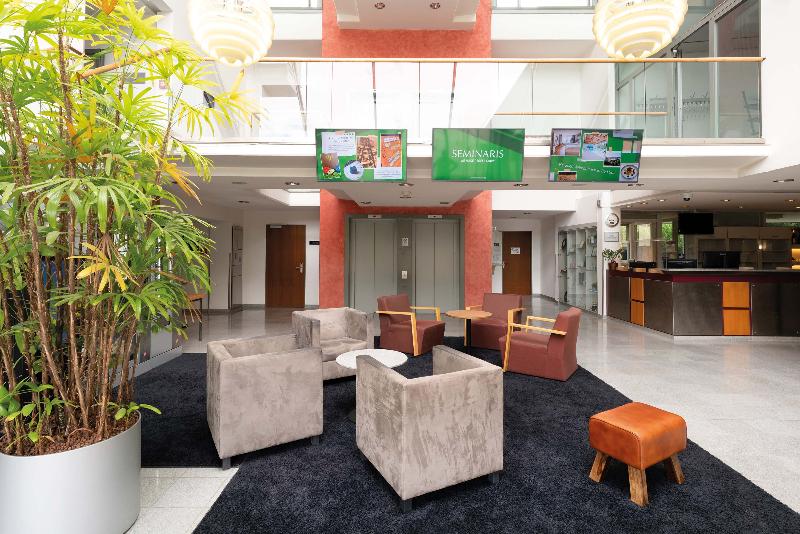 Seminaris Hotel Bad Boll - Lobi
