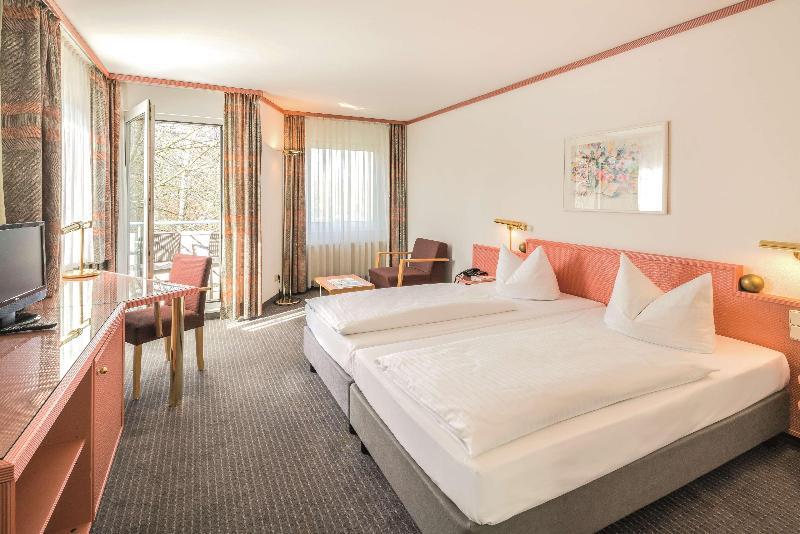 Seminaris Hotel Bad Boll - Oda