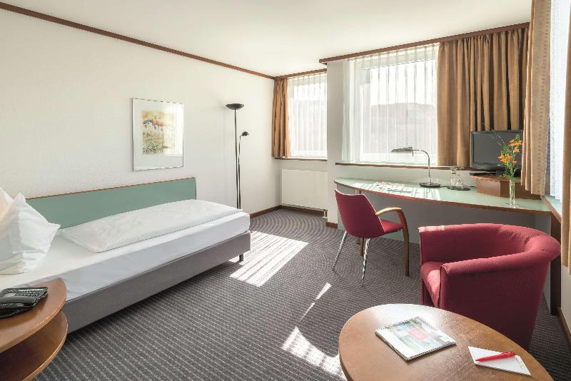 Seminaris Hotel Bad Boll - Oda