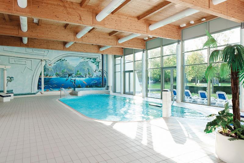 Seminaris Hotel Bad Boll - Havuz