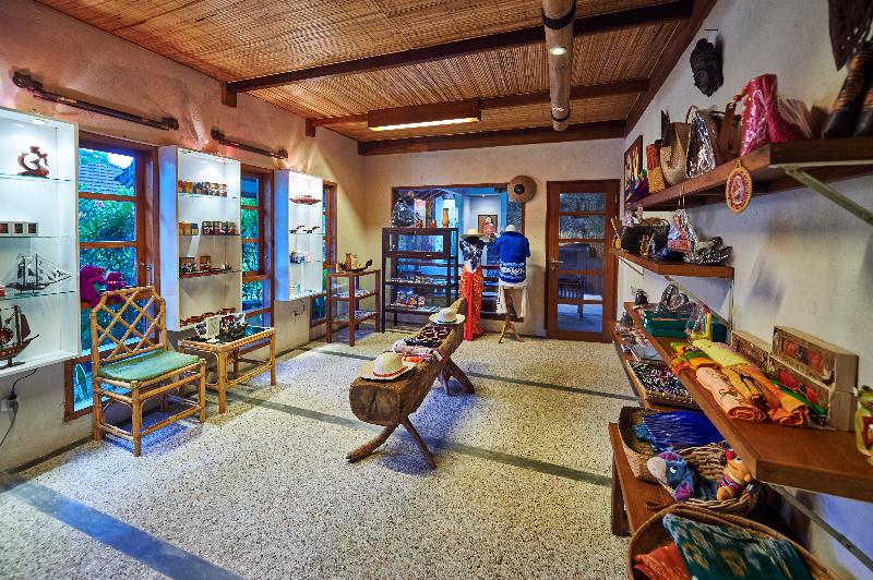 Cocotinos Manado a Boutique Dive Resort & Spa - Lobi
