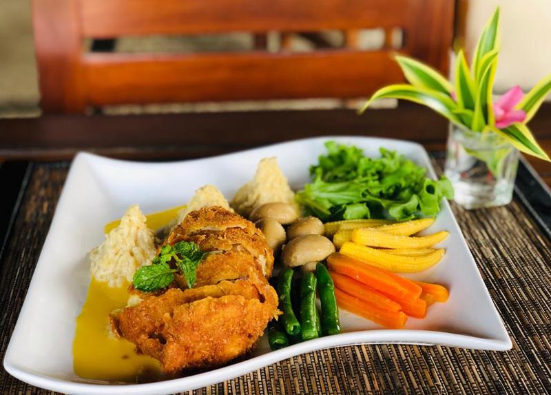 Cocotinos Manado a Boutique Dive Resort & Spa - Restoran