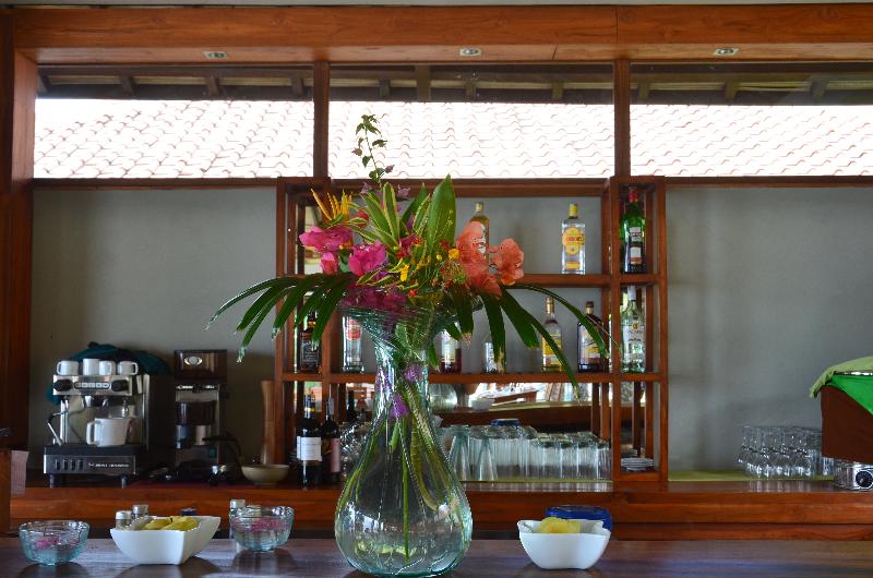 Cocotinos Sekotong Lombok - Bar