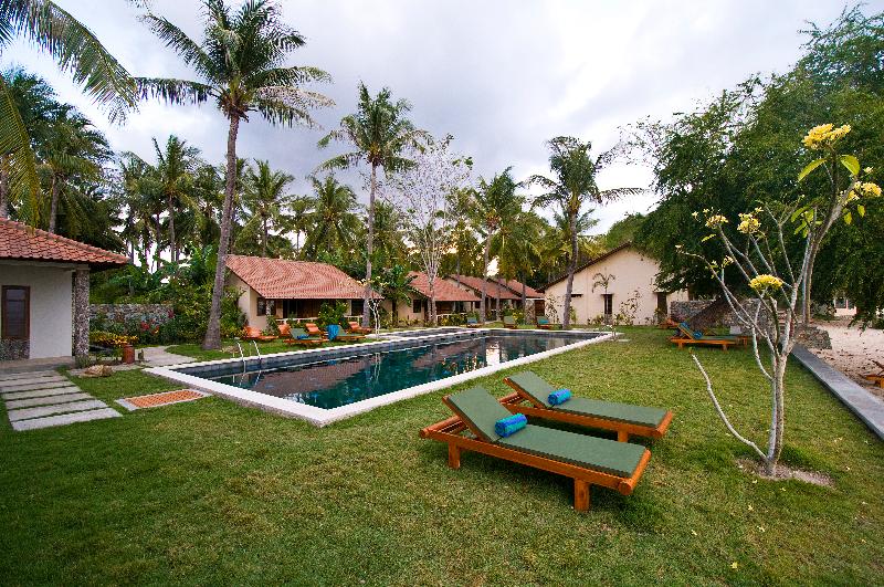 Cocotinos Sekotong Lombok - Havuz