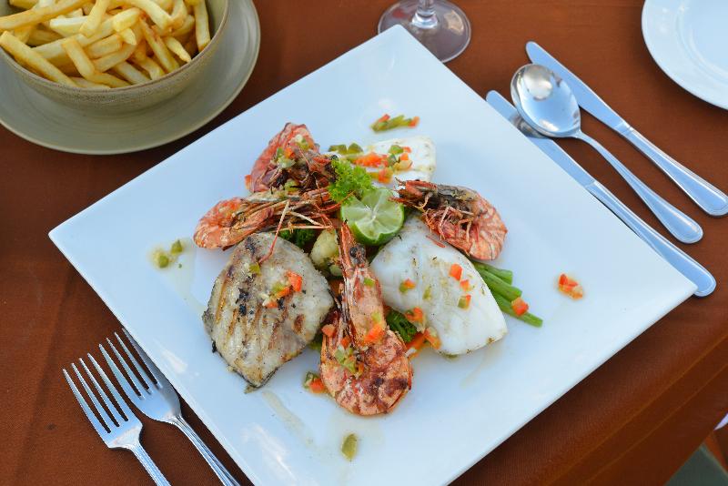 Cocotinos Sekotong Lombok - Restoran