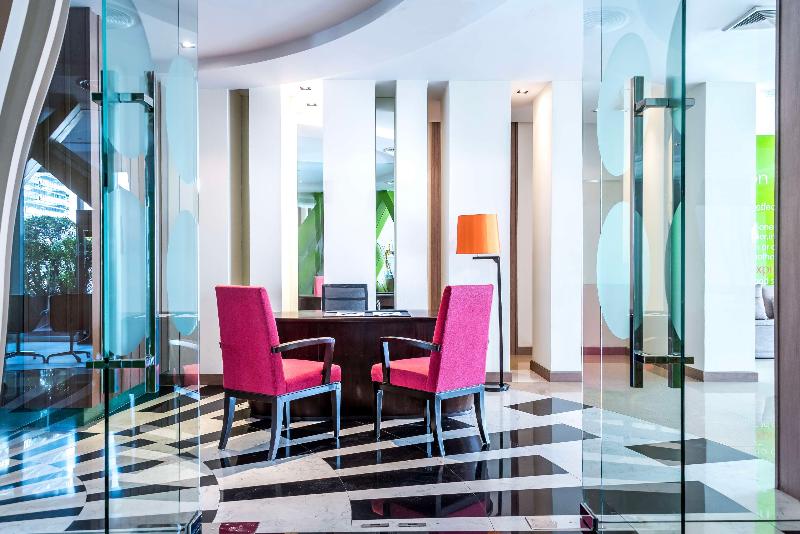 Hilton Garden Inn Bangkok Silom - Genel