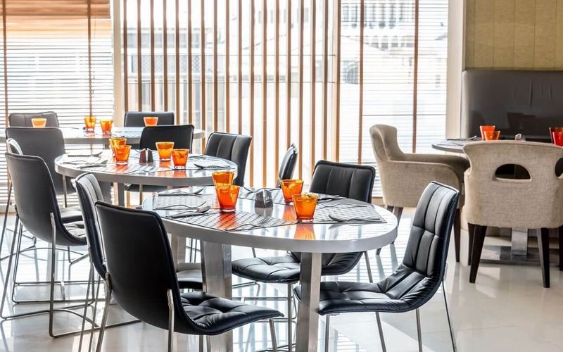 Hilton Garden Inn Bangkok Silom - Restoran