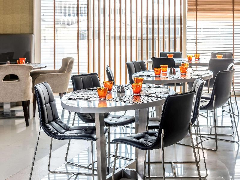 Hilton Garden Inn Bangkok Silom - Restoran