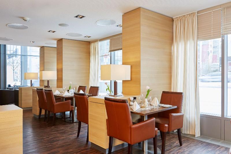 Moxy Zurich - Lobi