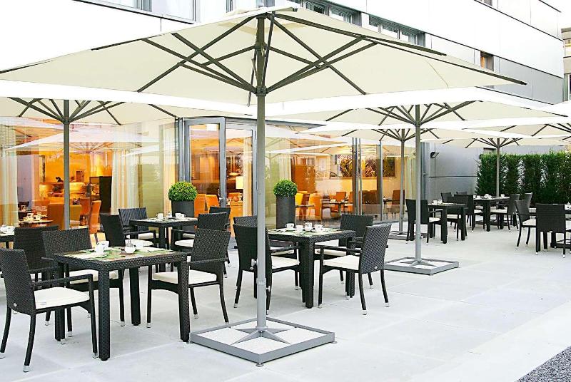 Moxy Zurich - Restoran