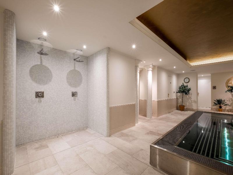 Clarion Grandhotel Zlaty Lev - Genel