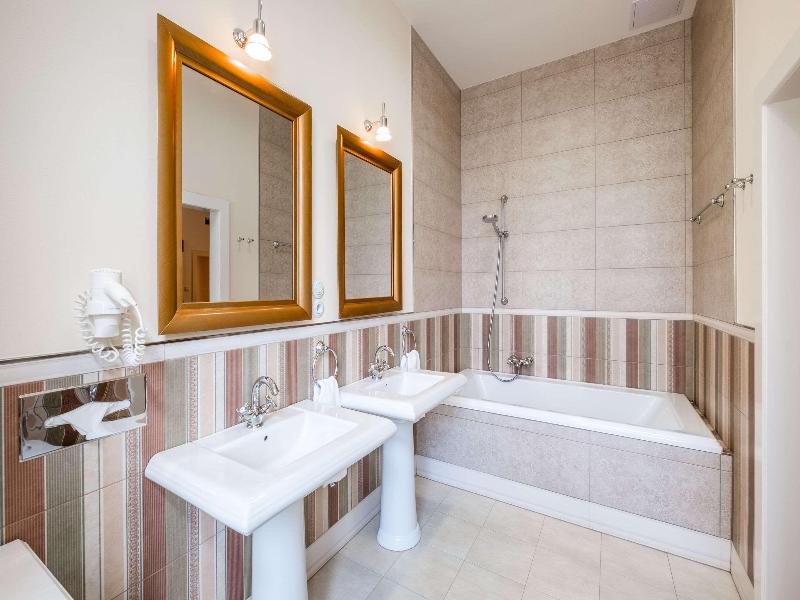 Clarion Grandhotel Zlaty Lev - Oda