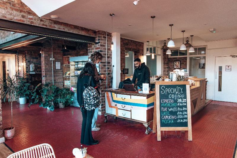 Malacuna Birmingham - Lobi