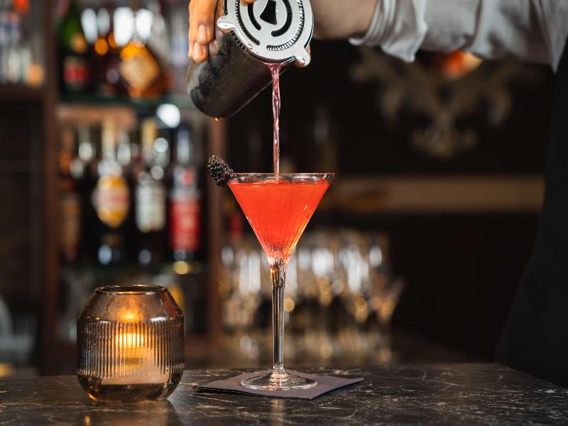KUHOTEL Steinplatte, Trademark Col. by Wyndham - Bar