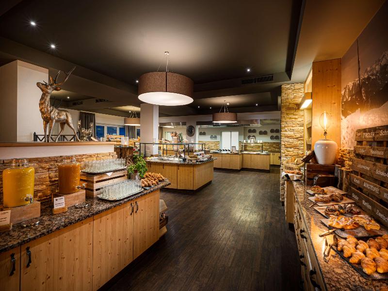 KUHOTEL Steinplatte, Trademark Col. by Wyndham - Restoran