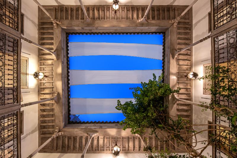 Riad Altair - Genel