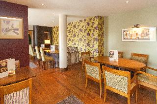 Premier Inn London Gatwick Manor Royal fotoÄŸrafÄ±