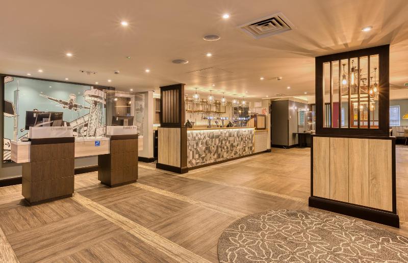 Premier Inn London Gatwick Airport A23 - Lobi