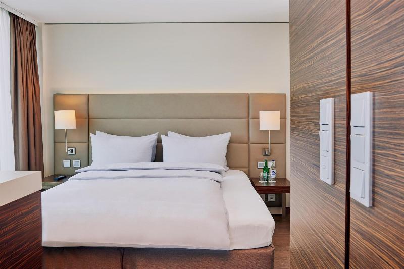 H4 Hotel Solothurn - Oda