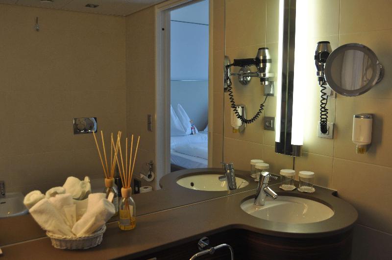 H4 Hotel Solothurn - Oda
