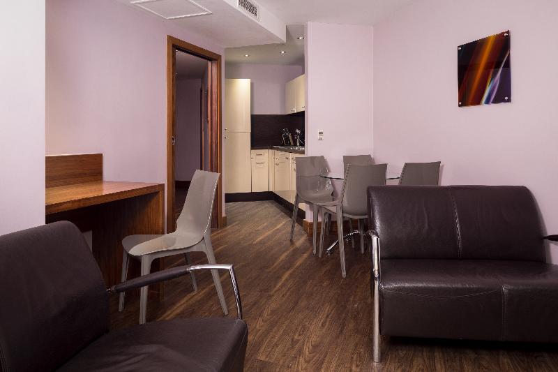 Roomzzz Leeds City - Oda