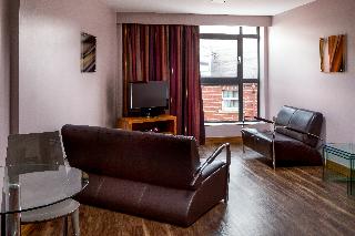 Roomzzz Leeds City fotoÄŸrafÄ±