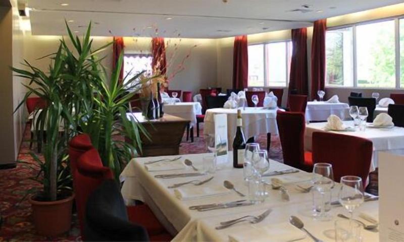 Kyriad Nuits Saint Georges - Restoran