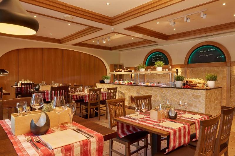 Hotel Arcadia Locarno, a Trademark Collection by W - Restoran