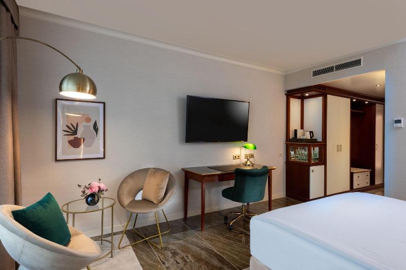 JW Marriott Hotel Berlin - Oda