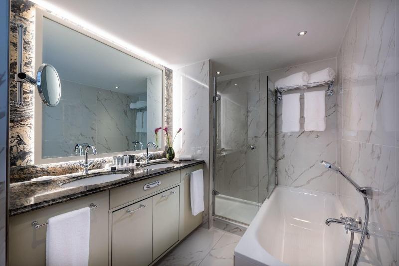 JW Marriott Hotel Berlin - Oda